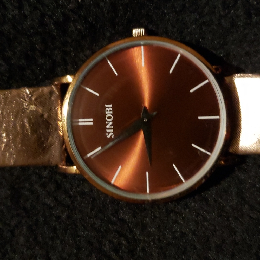 Rose gold sinobi watch sb9140g